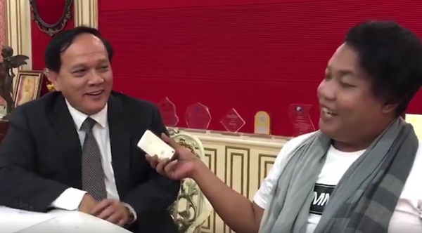 ป้าทุบรถ