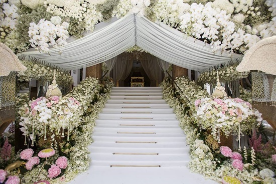  พิธีพระราชทานเพลิงศพ คุณแม่พรธิภา พุทธยะศิริ เนรมิต เมรุ วัดโสมนัสราชวรวิหาร