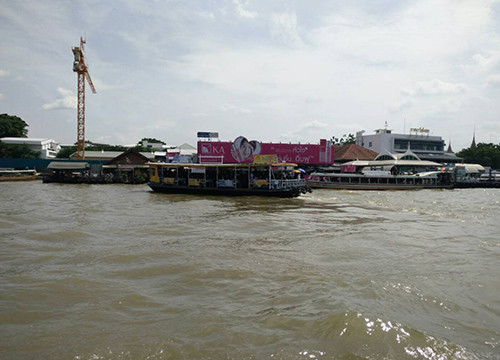 โป๊ะเทียบเรือท่าเตียน