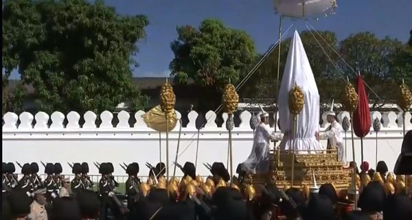 พระราชพิธีถวายพระเพลิงพระบรมศพ ร.9