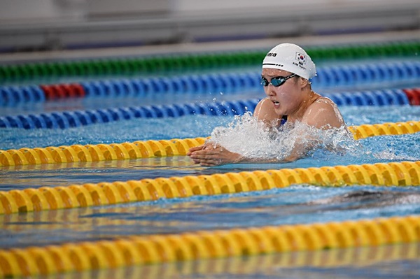 นักว่ายน้ำ