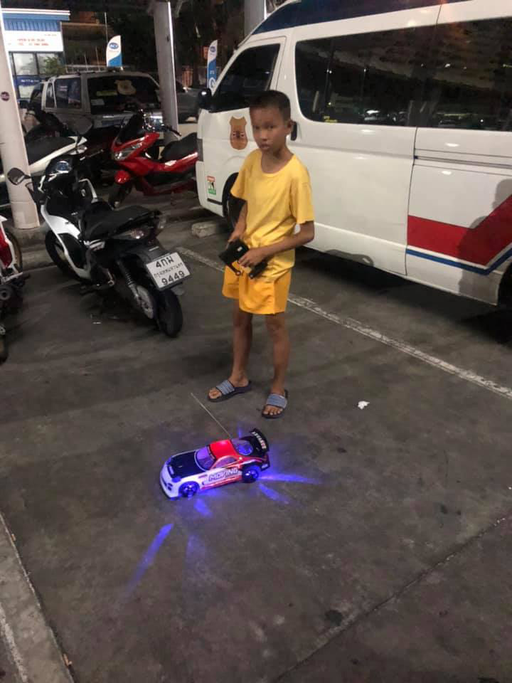 ทิ้งลูก