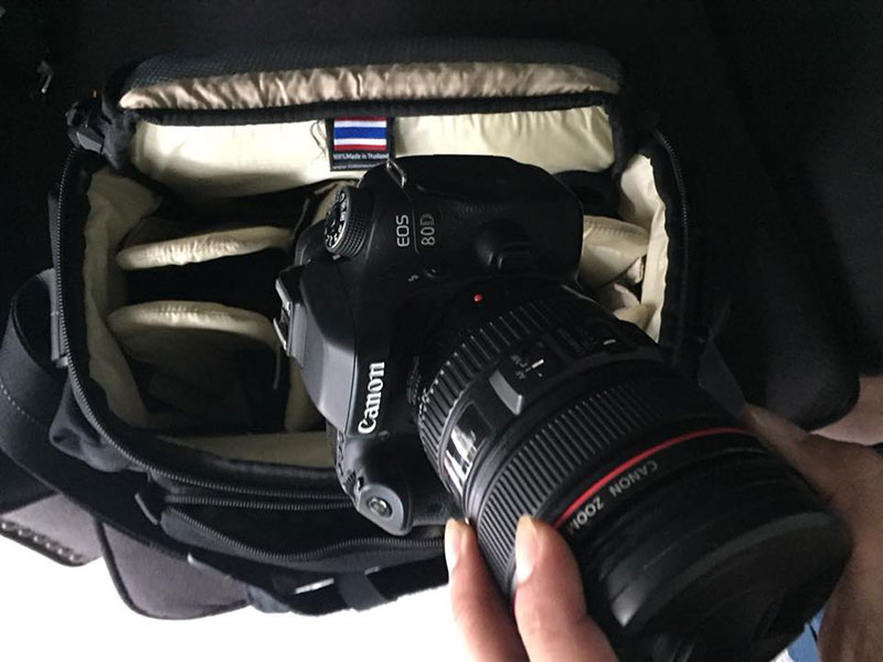 ตากล้องตกอับ