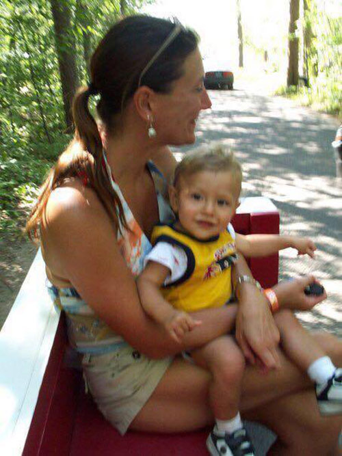 เด็กชายวัย 11 ผูกคอดับ หลังแฟนวัย 13 แกล้งฆ่าตัวตายผ่านโซเชียล