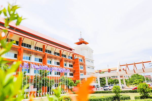 ไพฑูรย์ ธัญญา กวีซีไรต์ หายหน้า - ไม่มาสอนหนังสือ หลังแต่งกลอน หูคุณปี