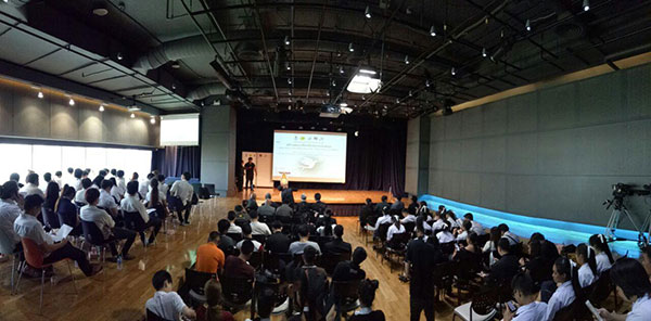 ทางรอดสื่อกับสังคมไทย