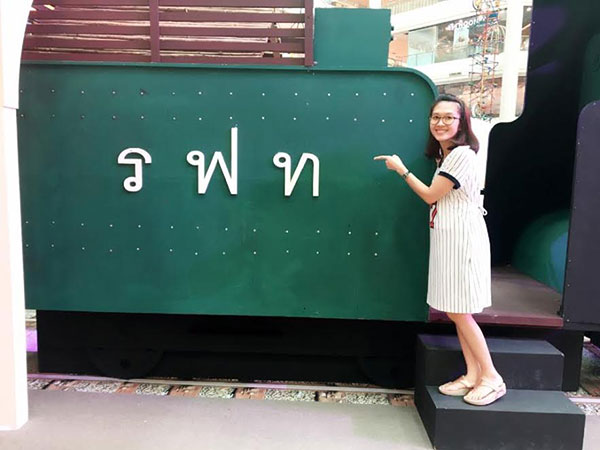 สื่อนอกตีข่าว สาวไทยหมดสติตกรางแอร์พอร์ตลิงค์