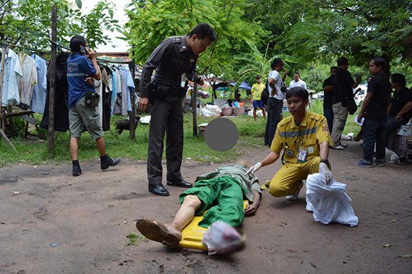 คุณตาถูกทีวีระเบิดใส่ขา