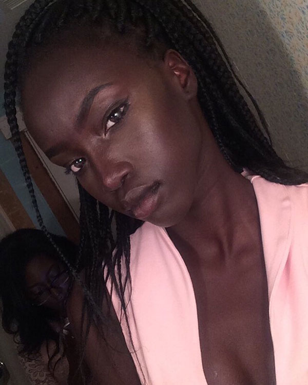 สาวผิวสีแสนสวย ส้มหล่นได้เป็นนางแบบ หลังภาพที่ถูกถ่าย กลายเป็นที่ฮือฮาทั่วเน็ต