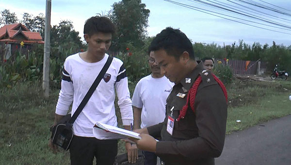 รถน้ำมันพุ่งชนปิกอัพพาครอบครัวเที่ยวปิดเทอม ตาย 2 เจ็บ 7