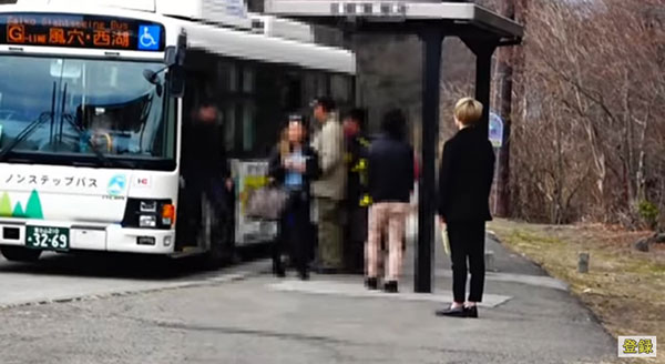 หนุ่มอัดคลิปในป่าฆ่าตัวตายอันลื่อชื่อ แต่ในครั้งนี้ มันสามารถช่วยได้ 1 ชีวิต