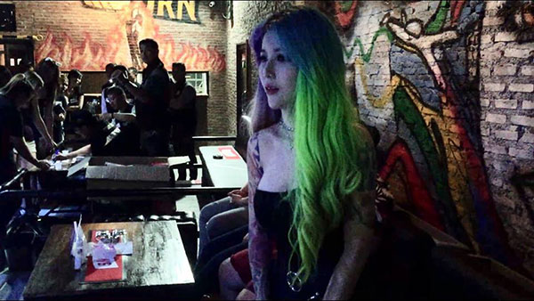 ตำรวจพัทยาบุกค้นผับ จัดปาร์ตี้ 