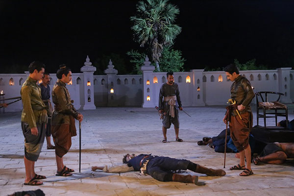 เผยเบื้องลึก การยึดอำนาจของ 