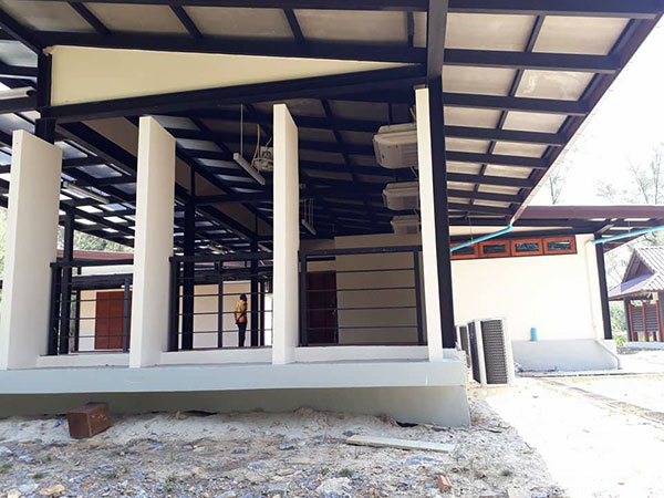 แฉ อาคารแหลมตะลุมพุก ติดแอร์กลางแจ้ง ผลาญงบ 23 ล้าน