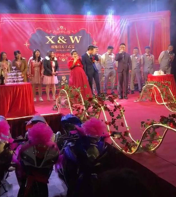 เศรษฐีนีวัย 38 ควงเจ้าบ่าววัย 23 เข้าห้องหอ พร้อมเปย์ 24.7 ล้านเป็นค่าสินสอด