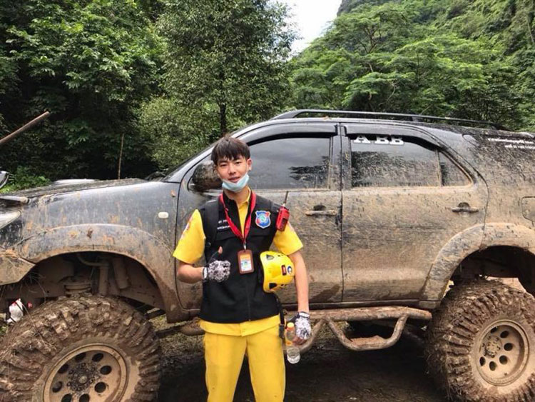 คนแห่ปลื้ม กู้ภัยถ้ำหลวงหล่อ พ่วงดีกรีล่ามภาษาจีน