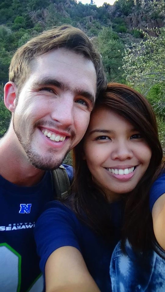 หนุ่มน้อยส่งของขวัญให้เด็กหญิงข้ามซีกโลก 15 ปีผ่านไป ได้เป็นคู่รักกัน