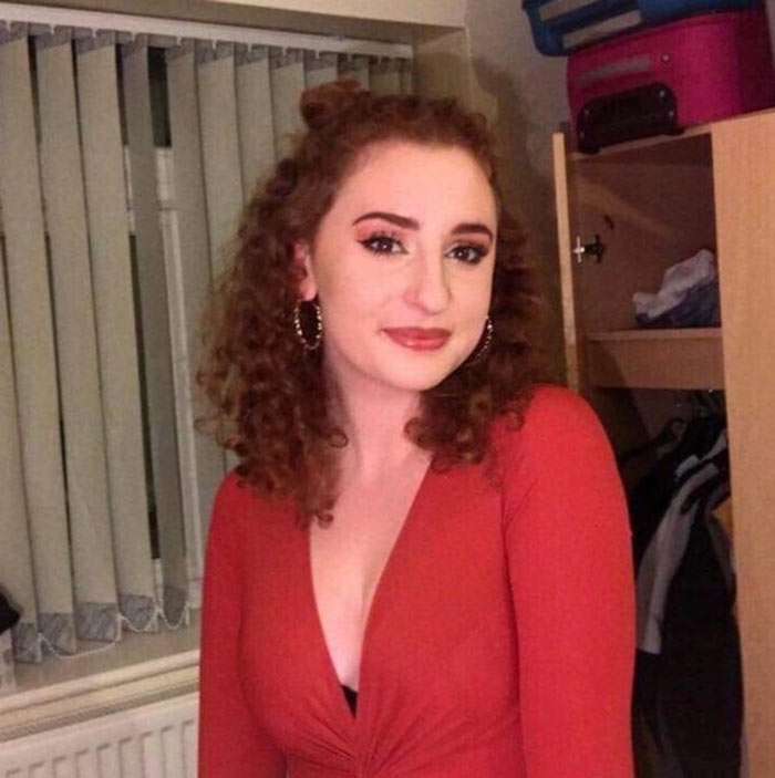 นักศึกษาฆ่าตัวตาย