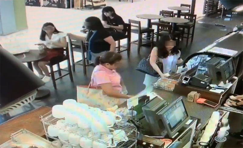 มนุษย์ป้า ด่าสาวใส่ชุดนักศึกษา