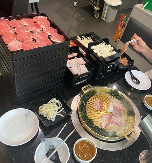 กินบุฟเฟ่ต์ไม่หมดถูกปรับ