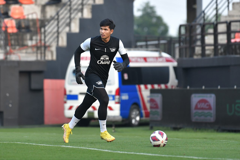 นักบอลทีมชลบุรี เมาแล้วขับชนคนตาย