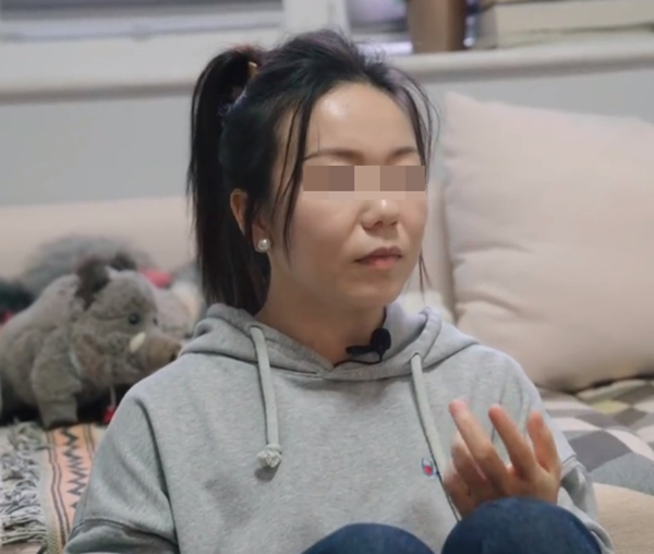 เดตผู้ชาย 100 คน ในปีเดียว 