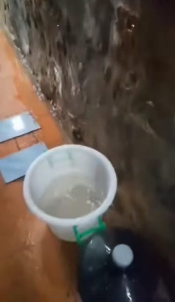 ดราม่า เพื่อนบ้านถมสูงเท่าหลังคา