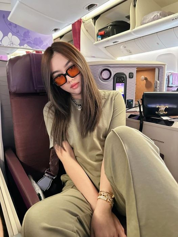 โพสต์ล่าสุด สอดอStyle ก่อนตำรวจบุกค้นบริษัท