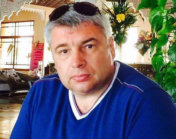 กัปตันนำเครื่องลงกลางหิมะขั้วโลกเหนือ 39 ชีวิตรอดปาฏิหาริย์