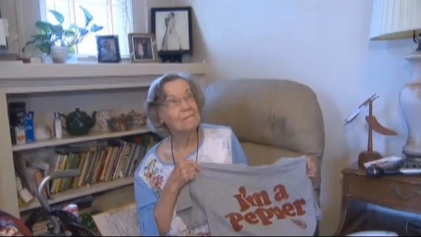 อะไรนะ ! ทวดวัย 104 เผยอายุยืนได้เพราะดื่มน้ำอัดลม 