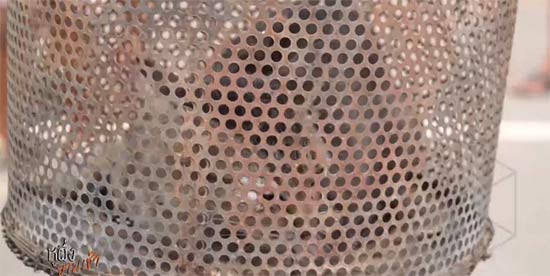 สั่งรื้อหุ่นชายหญิงร่วมเพศ หวั่นกระทบชื่อเสียงจังหวัดเพชรบูรณ์