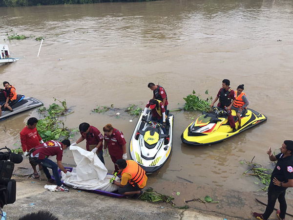 เรือล่มอยุธยา