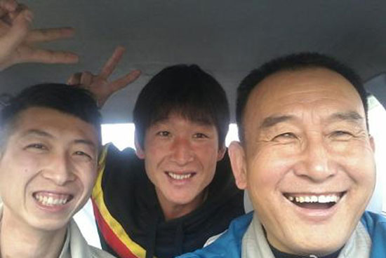 คุณลุงแท็กซี่จีนเปิดคอลเล็กชั่นเซลฟี่กับผู้โดยสาร กว่า 30,000 ภาพ