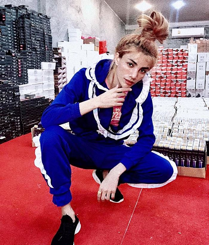 ราชินี บาร์เรีย 