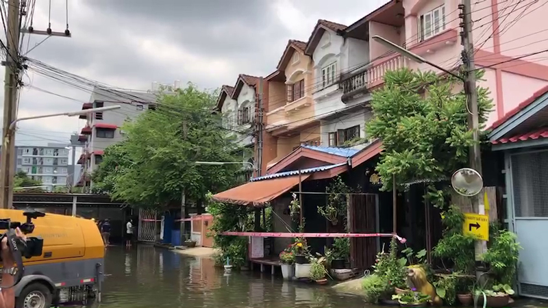 บ้านทรุดติด5หลังรวดหนุ่มวิ่งหนีตาย