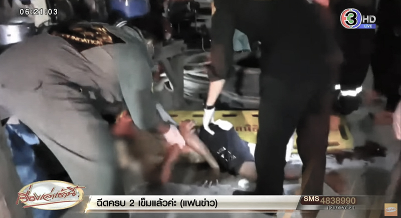 หนุ่มเมากร่างขู่ฆ่ายกครัวพี่สาวท้ายสุดพี่เขยคว้าปืนยิงสวนร่วง