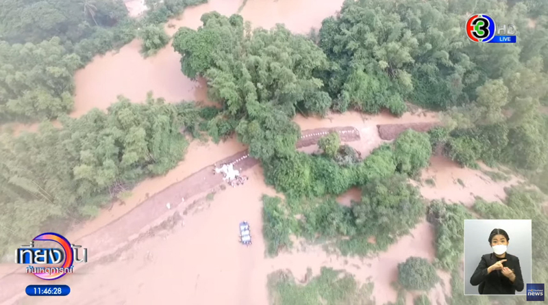 พนังกั้นแม่น้ำวังทองแตกพิษณุโลกท่วมหลายจุด