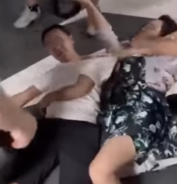 แย่งที่จอดรถ