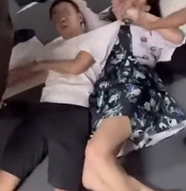 แย่งที่จอดรถ