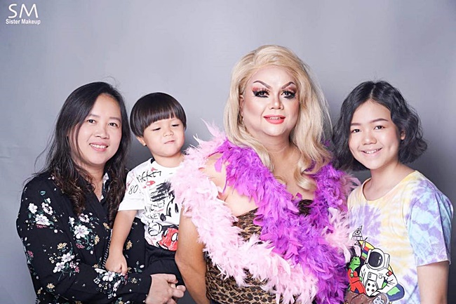 น้องแพรพาเพลิน