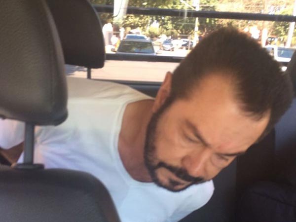 จับพ่อค้ายาเสพติด