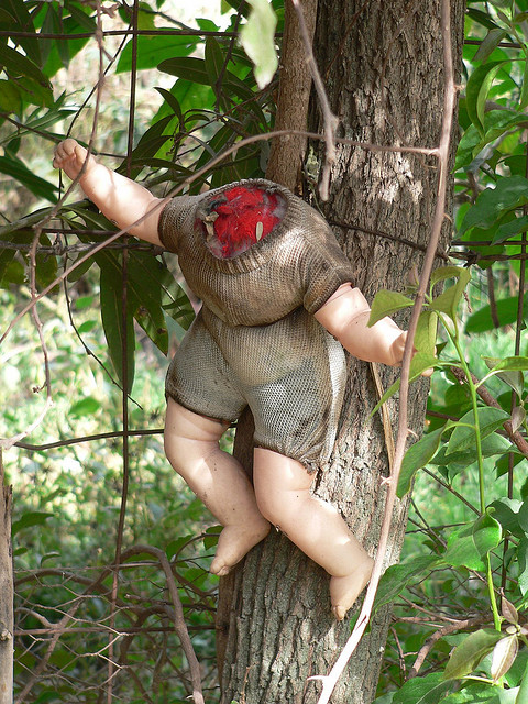 เปิดตำนานหลอนแห่งเกาะตุ๊กตาผี สถานที่ชวนขนหัวลุก