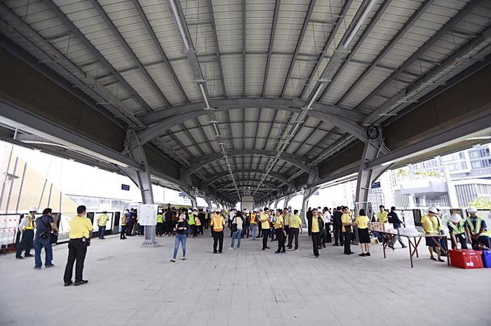   รถไฟฟ้าบีทีเอส 