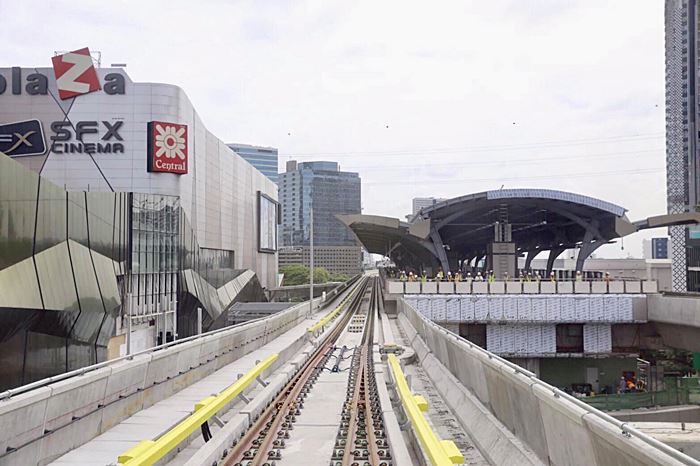   รถไฟฟ้าบีทีเอส 