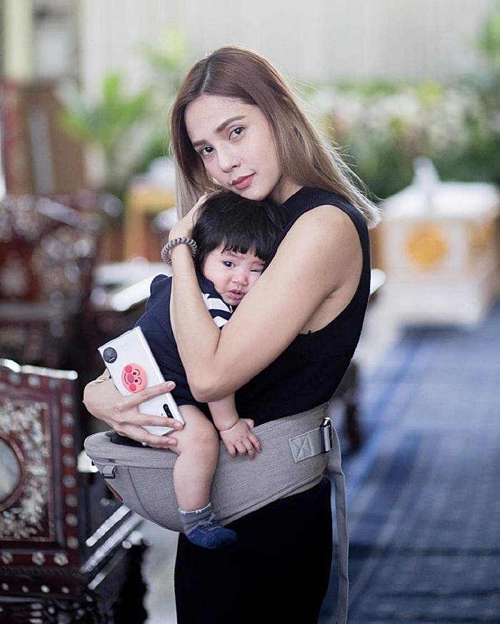 เลี้ยงลูกตามใจหมอ