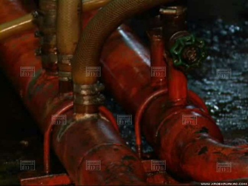 โรงงานน้ำแข็งแอมโมเนียรั่ว