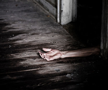 แม่บ้านโรงแรมญี่ปุ่นถูกลิฟต์หนีบ หลังโผเข้าลิฟต์ขณะเลื่อน