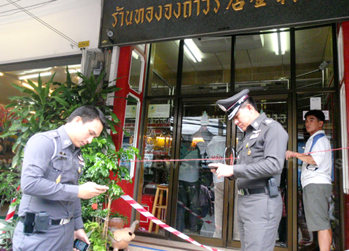 4 โจรปล้นร้านทอง จ.ระยอง ยิงตำรวจดับ 1 - รวบได้ 3