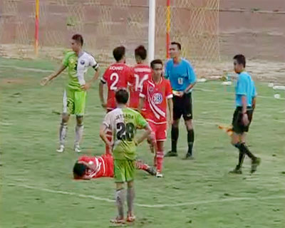 นักเตะระยอง ยูไนเต็ด วิ่งไล่ทำร้ายผู้ตัดสิน