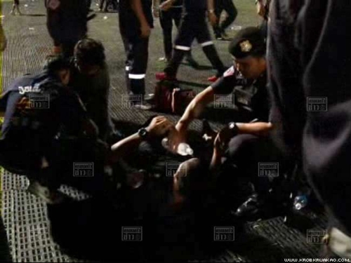 วันรุ่นตีกันวุ่น คอนเสิร์ตเสก-บาว 